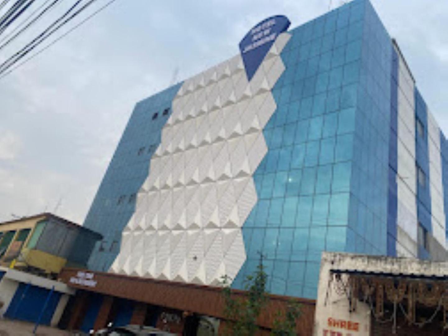 Hotel New Jasmine,Cuttack Exteriör bild